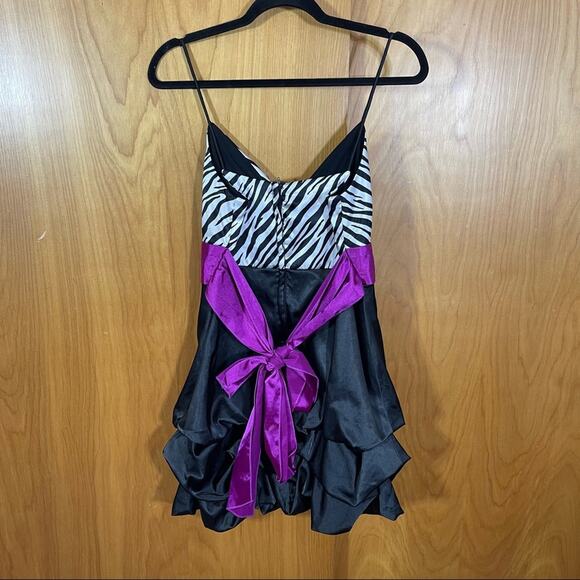 Roberta, Mini Dress, Size 9/10. Good used condition! Zebra Pink and Black. - Picture 3 of 4